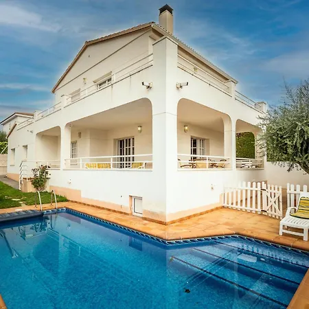 Casa Cerca De Playa Con Piscina Privada Сasa de vacaciones Calafell